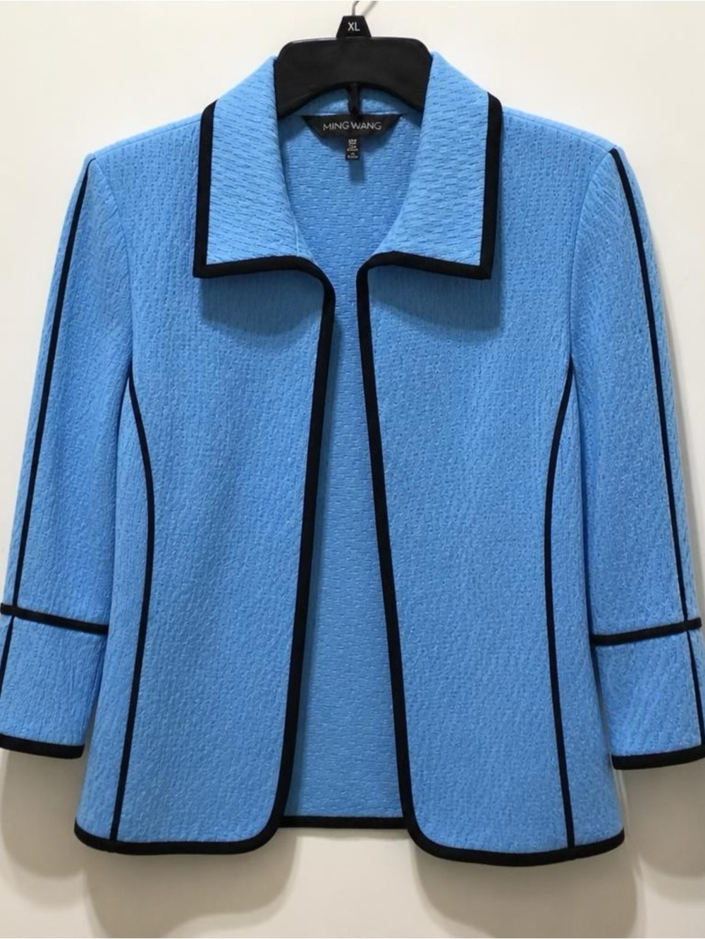 MING WANG  size XS Sky Blue Textured Jacket with Black Piping NEW